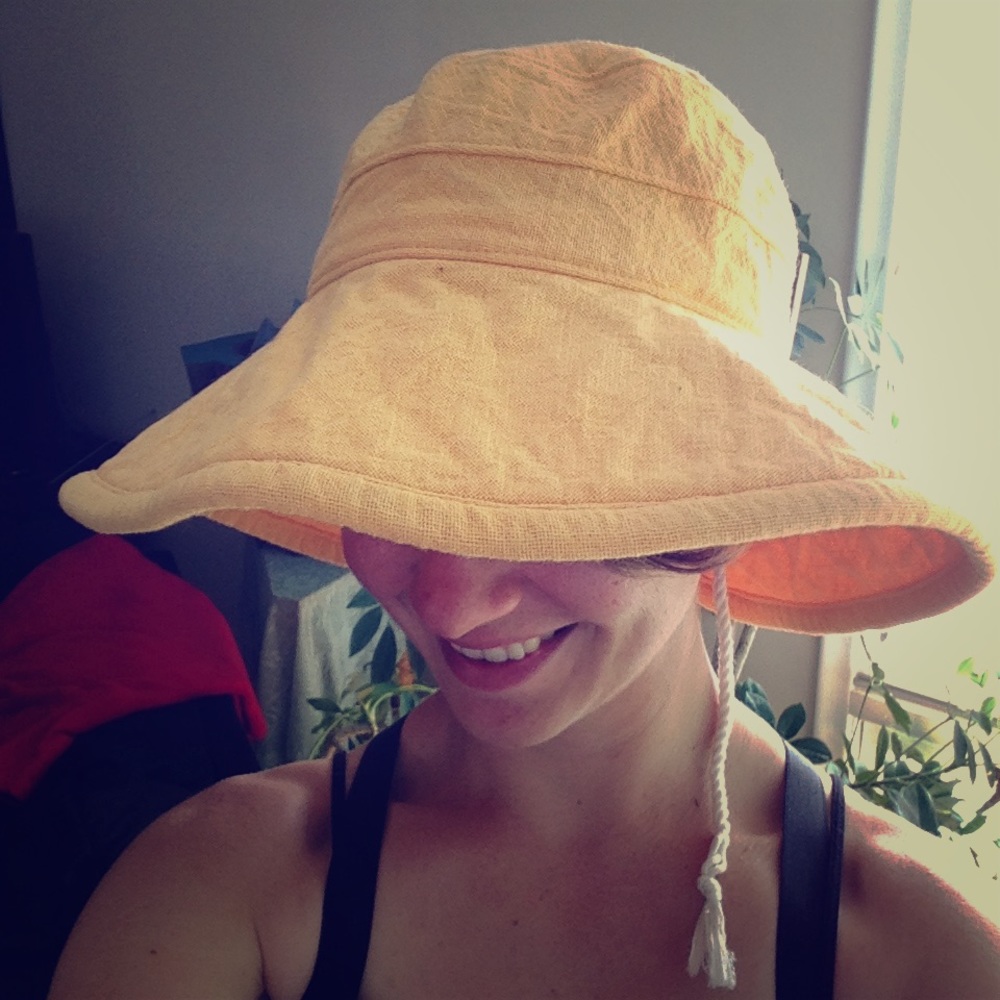 Wallaroo sunshine yellow sun hat